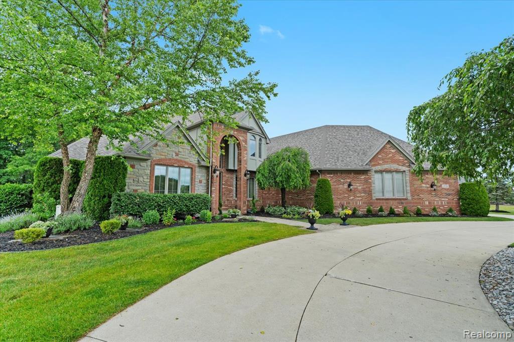 10734 Stoney Point Drive, South Lyon, MI 48178 — Photo 3