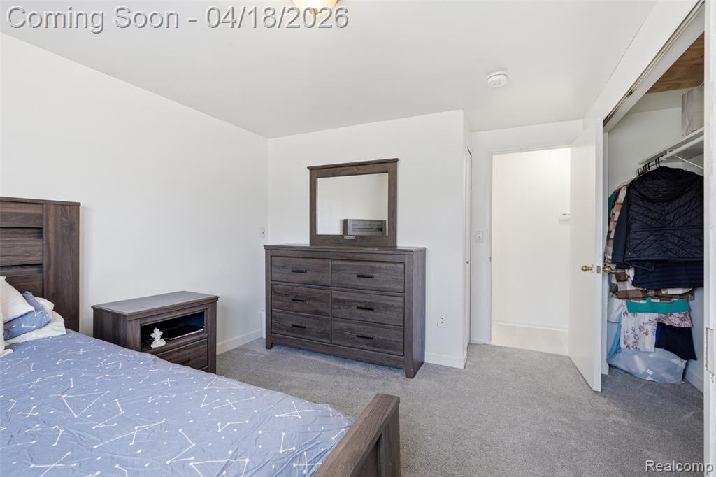 5585 Castleton Drive, West Bloomfield, MI — Photo 14