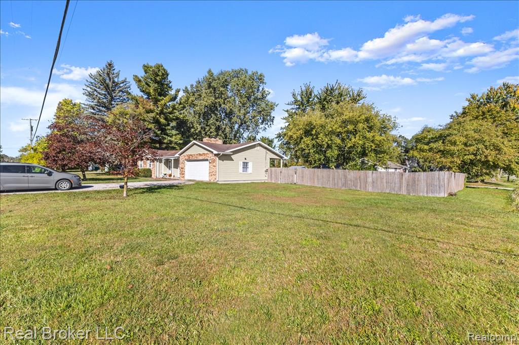 4268 Ravenswood Road, Port Huron, MI 48060 — Photo 44