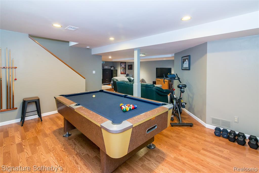 576 Ten Point Drive, Rochester Hills, MI 48309 — Photo 35