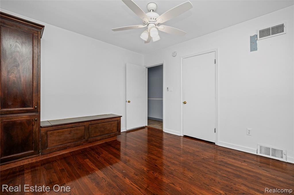 6740 Brockhurst Boulevard, West Bloomfield, MI — Photo 18