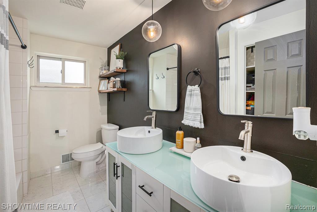 633 Ellen Avenue, Royal Oak, MI 48073 — Photo 12