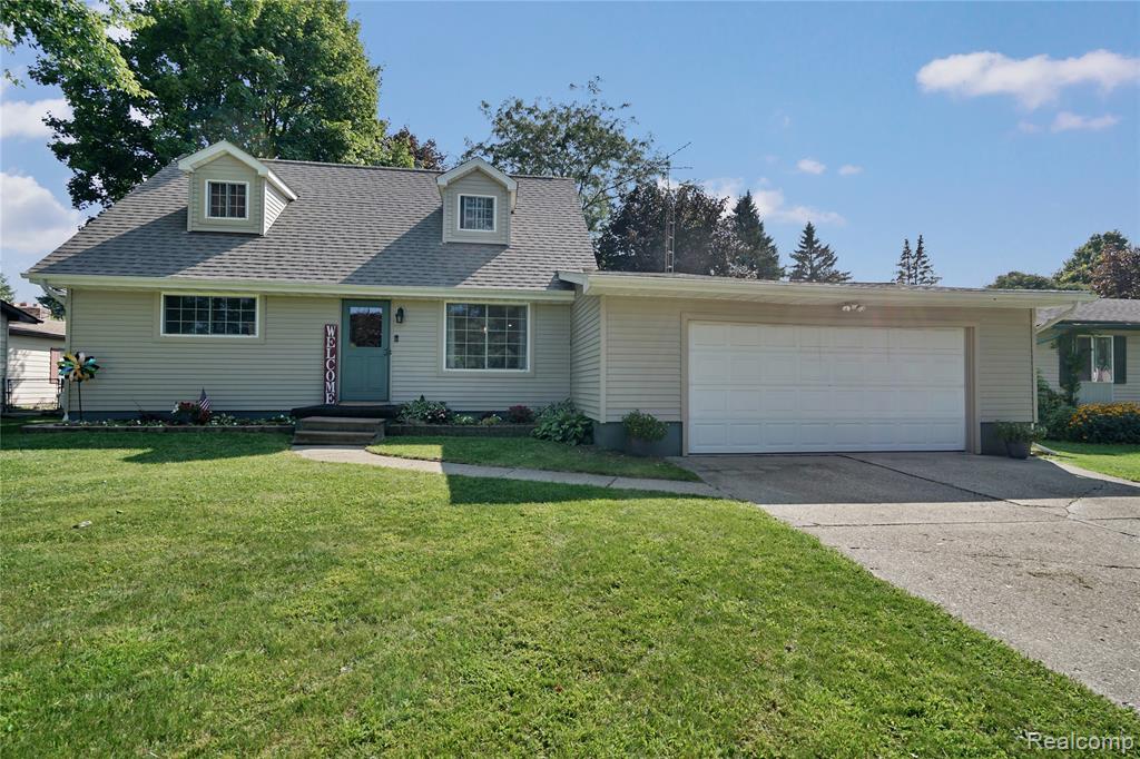 4428 American Heritage Road, Grand Blanc, MI 48439 — front exterior
