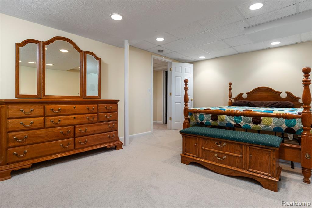 45482 Muirfield Drive, Canton, MI 48188 — Photo 48