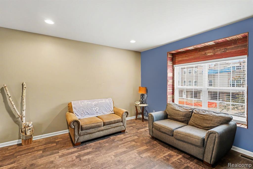 2234 Knotty Pine Trail, Howell, MI 48855 — Photo 6