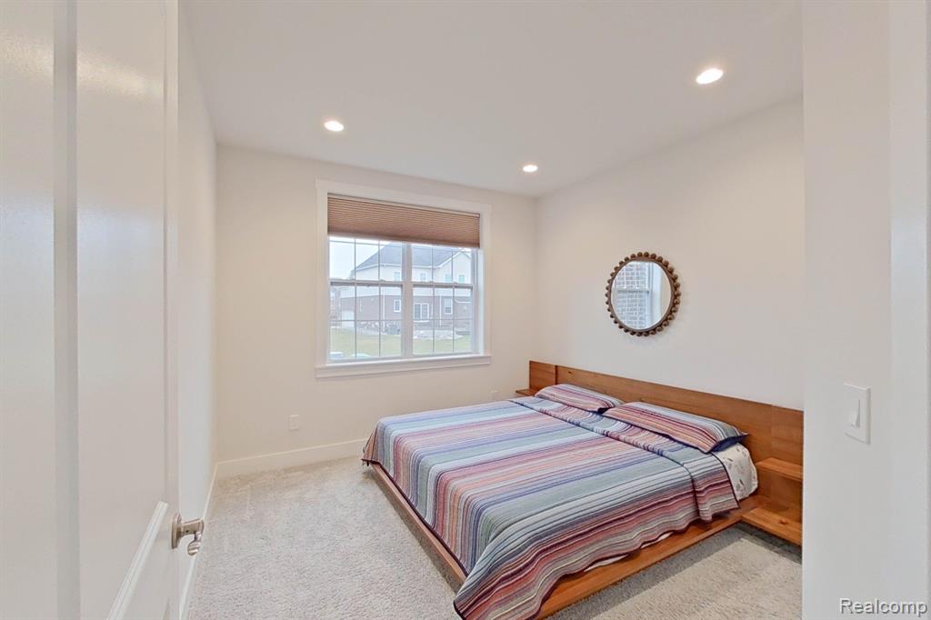 51060 LAUREL Park Drive, Canton, MI 48188 — Photo 37