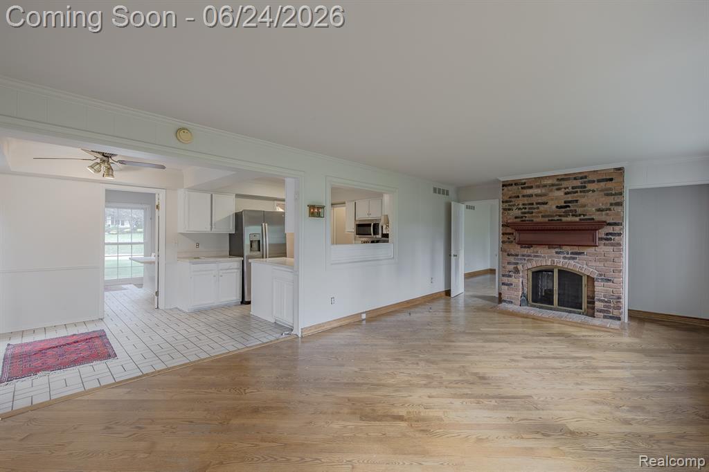 710 Basswood Drive, Rochester Hills, MI 48309 — Photo 17