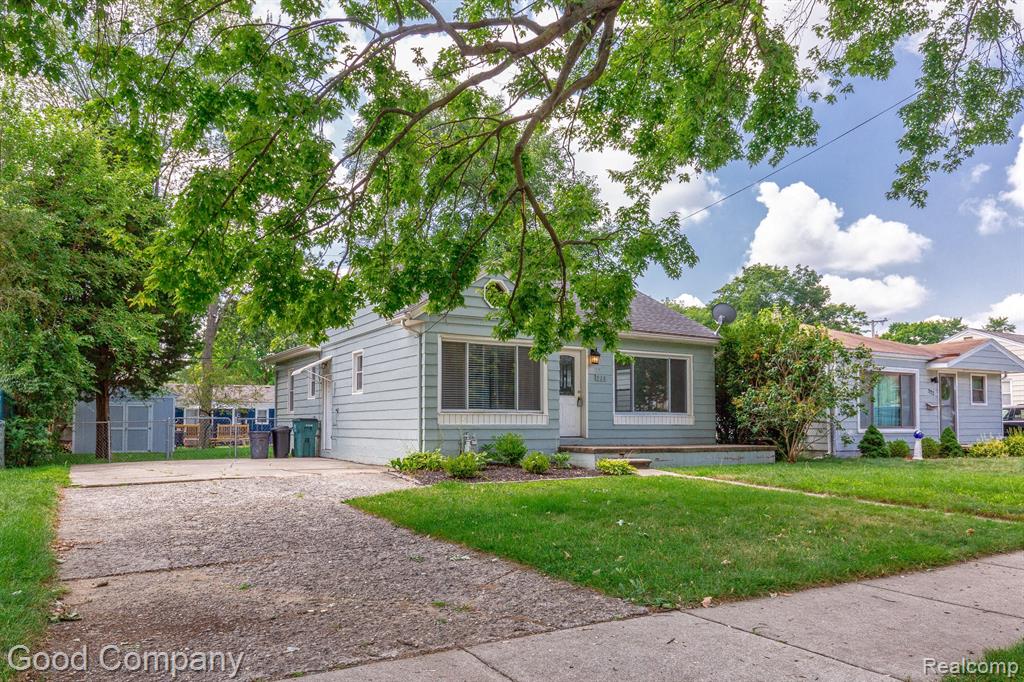 926 MILLARD Avenue, Royal Oak, MI 48073 — Photo 32