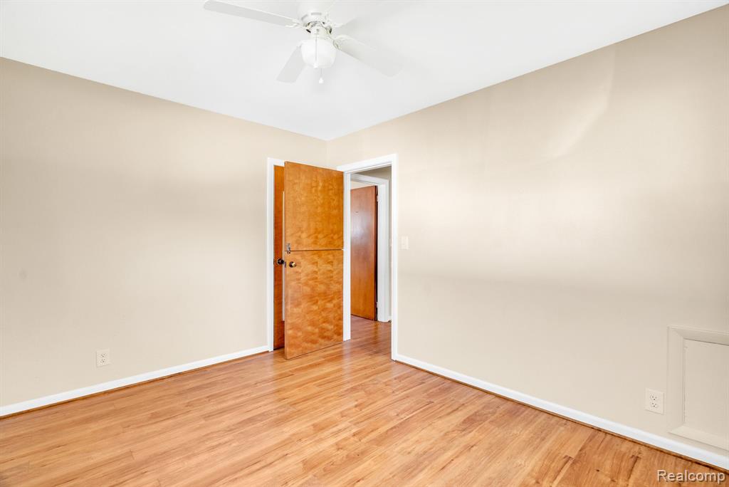 221 Guy Street, Yale, MI 48097 — Photo 19