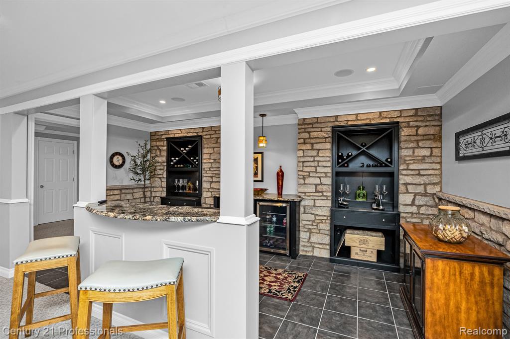8242 Pine Hollow Court, Grand Blanc, MI 48439 — Photo 39
