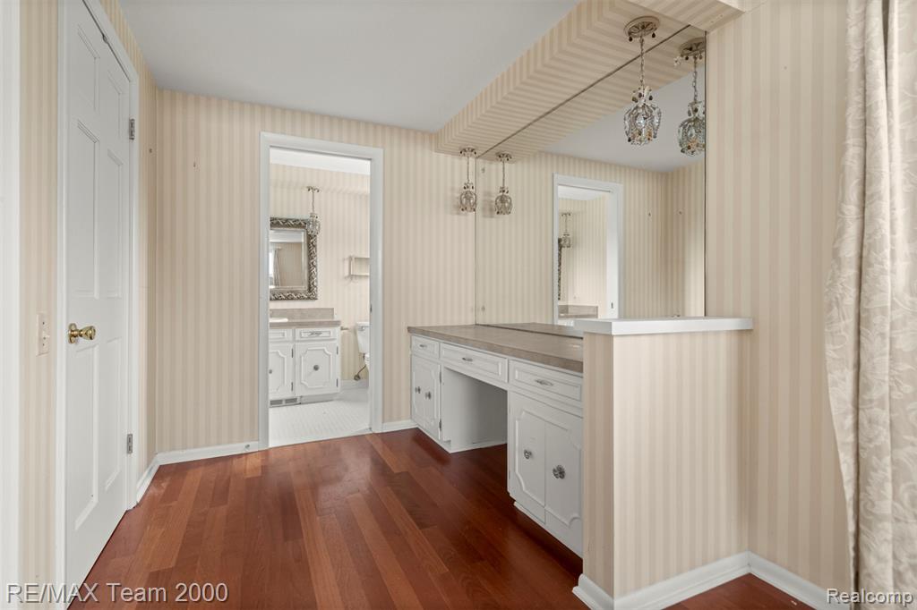 741 Briarcliff Drive, Grosse Pointe Woods, MI 48236 — Photo 47