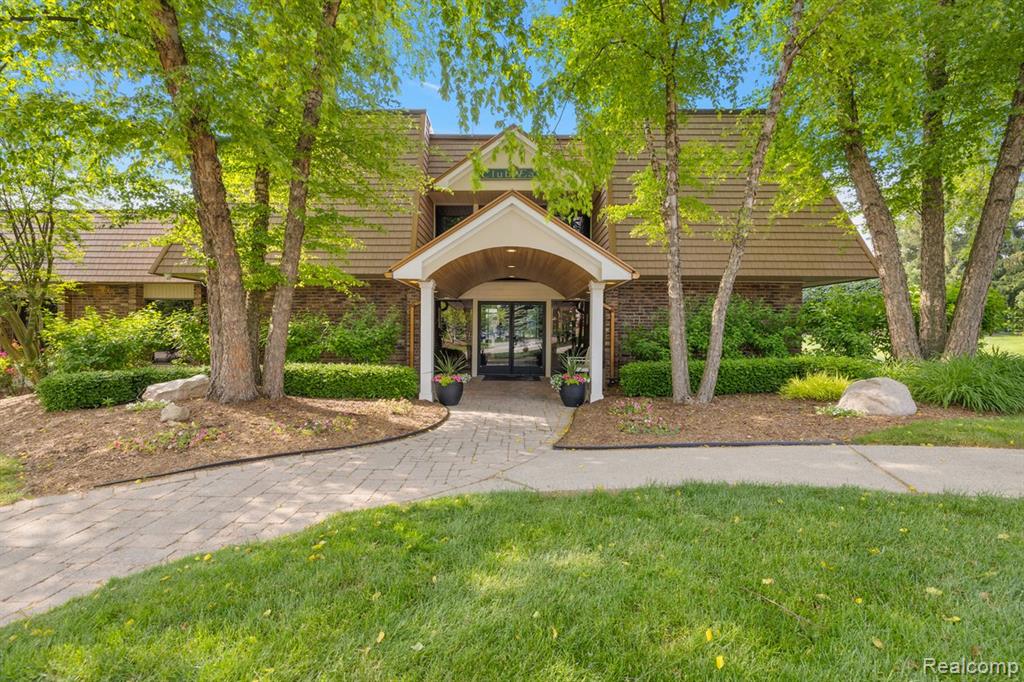 5078 BUCKINGHAM, Troy, MI 48098 — Photo 26