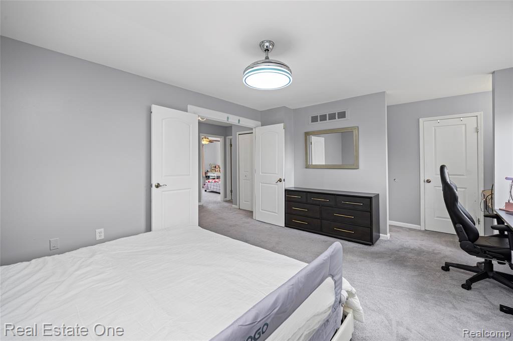 5273 Wright Way E, West Bloomfield, MI — Photo 31