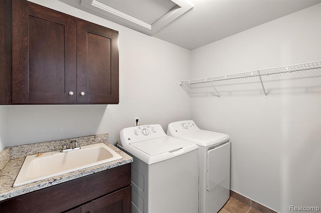 6235 Windemere Lane, Utica, MI 48316 — Photo 38