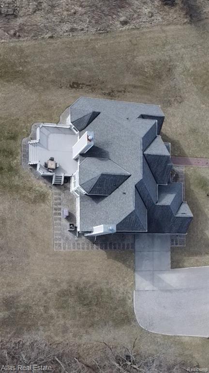 5064 Hidden Ridge Drive, Metamora, MI 48455 — Photo 11