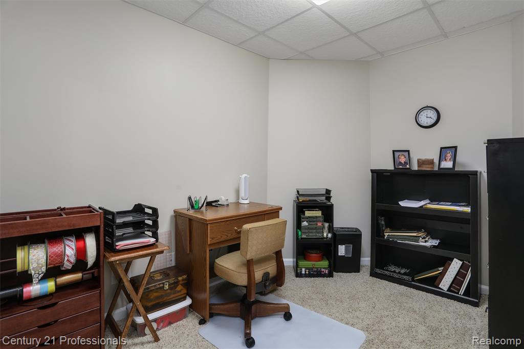 5540 River Park Drive, Waterford, MI 48327 — Photo 28