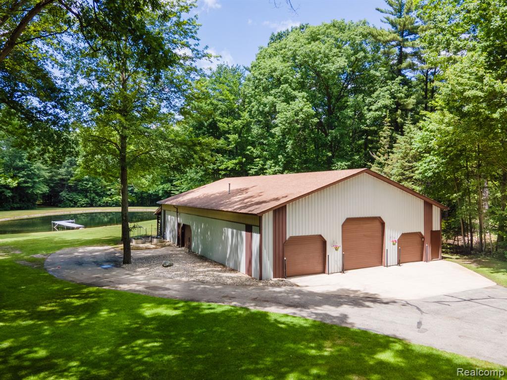 3121 Abbottsford Road, Clyde, MI 48049 — Photo 2