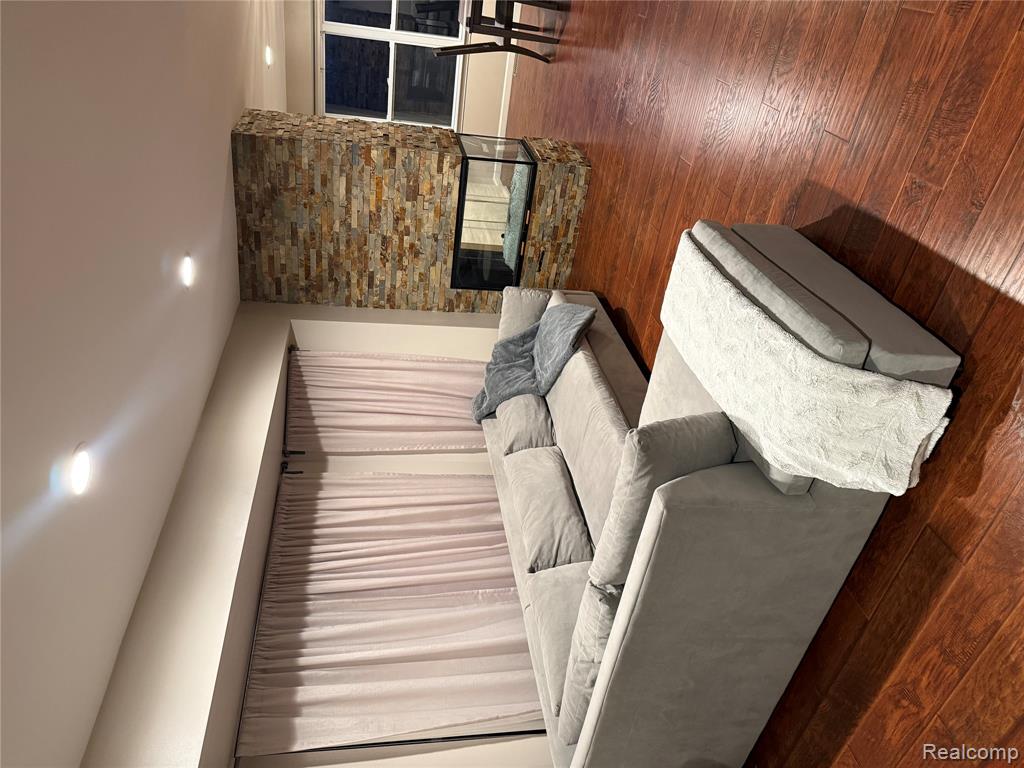 5872 Three Ponds Court, West Bloomfield, MI 48324 — Photo 15