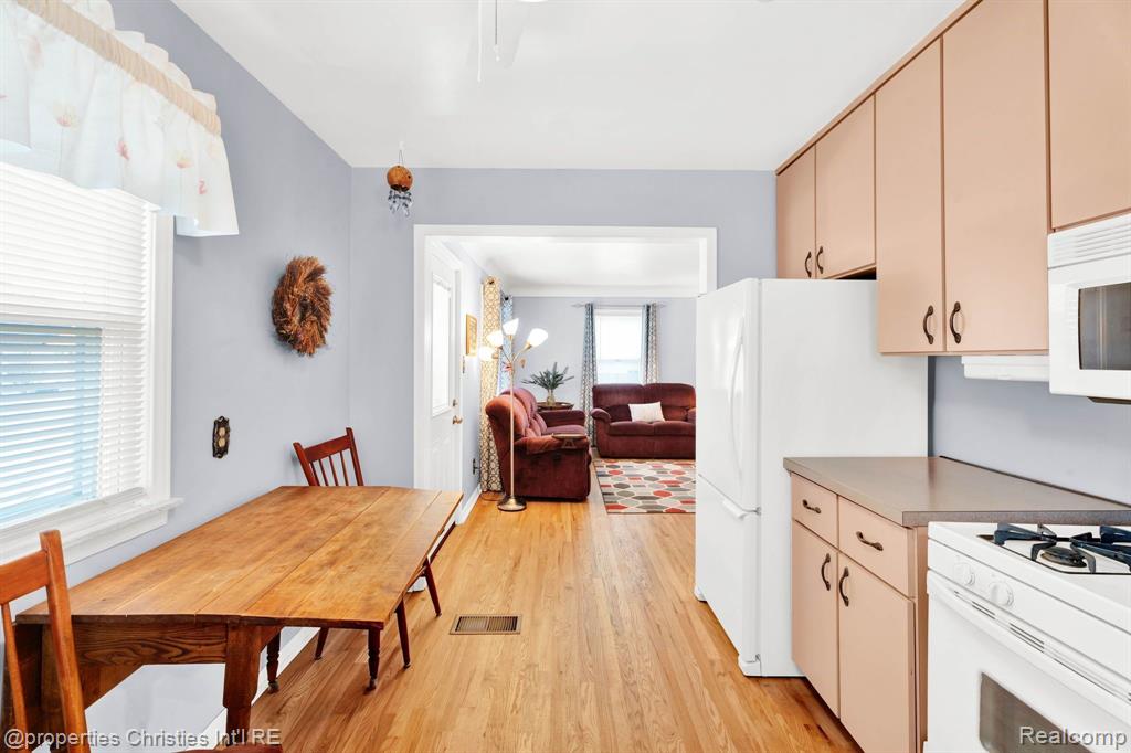 4155 TYLER Avenue, Berkley, MI 48072 — Photo 11