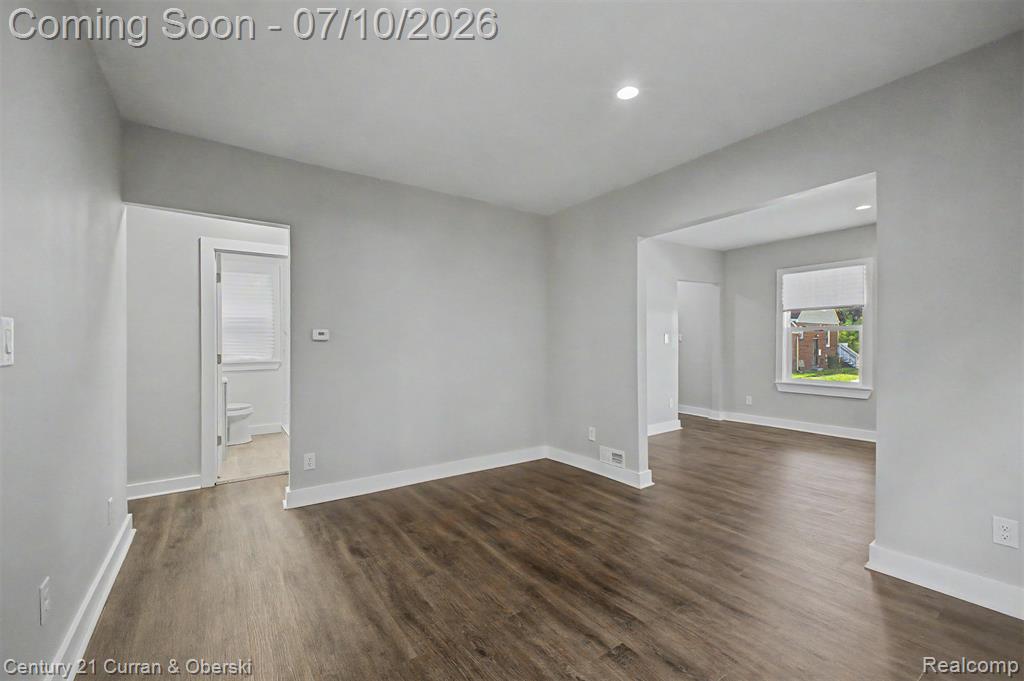8111 E Hildale Street, Detroit, MI 48234 — Photo 8