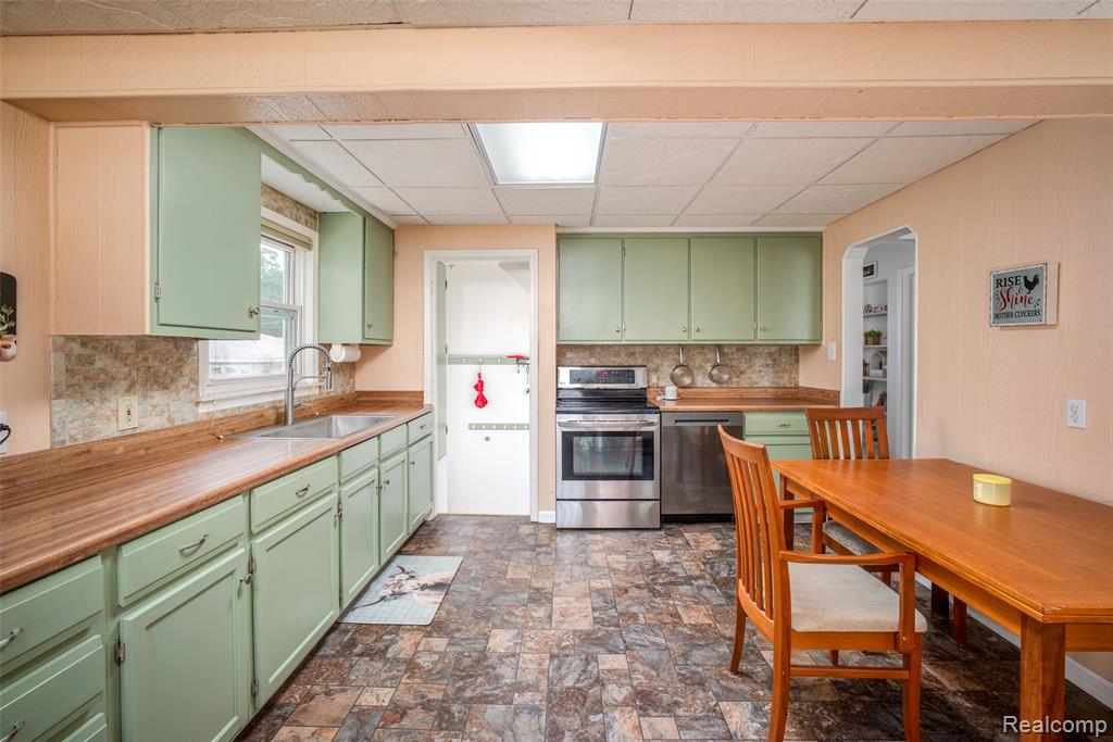 2252 Tyler Avenue, Berkley, MI 48072 — Photo 8