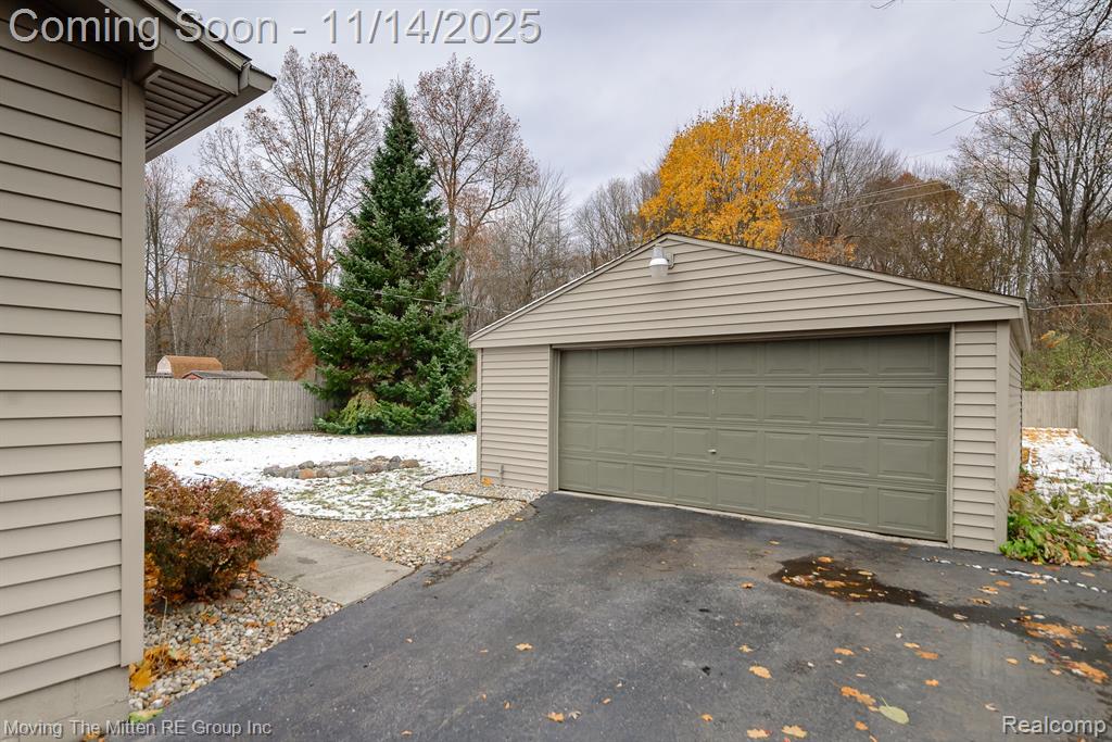 13377 Rawsonville Road, Belleville, MI 48111 — Photo 33