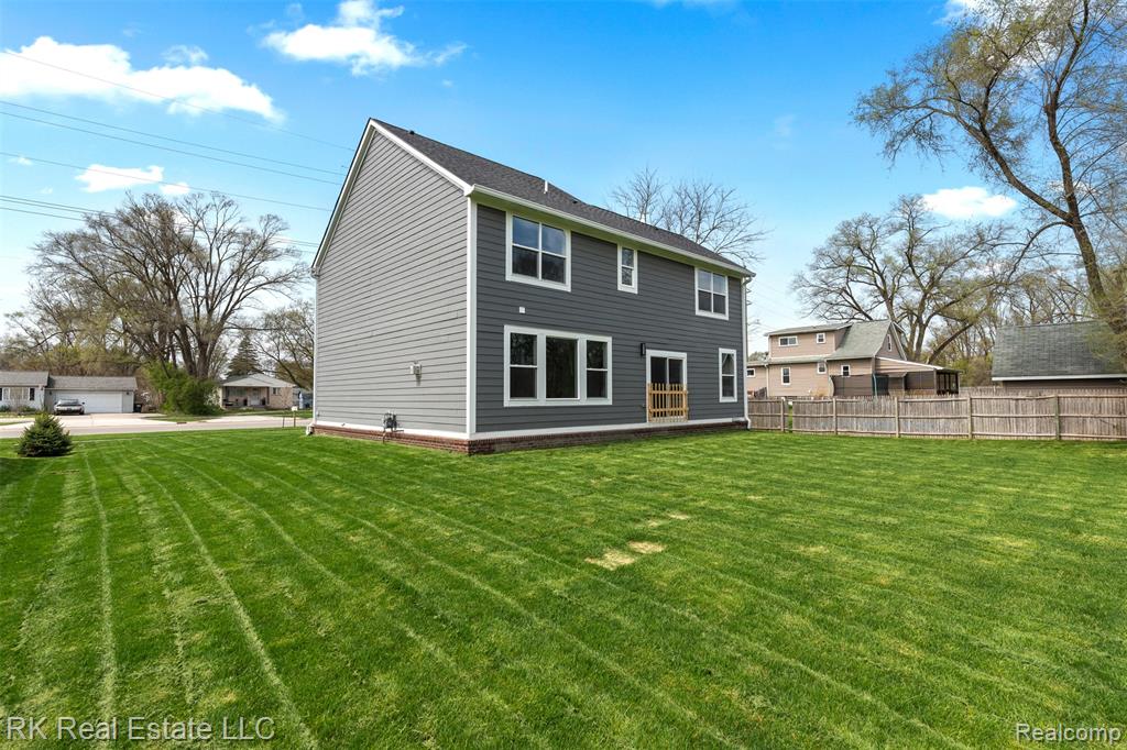 47260 Dequindre Road E, Shelby Twp, MI 48317 — Photo 36