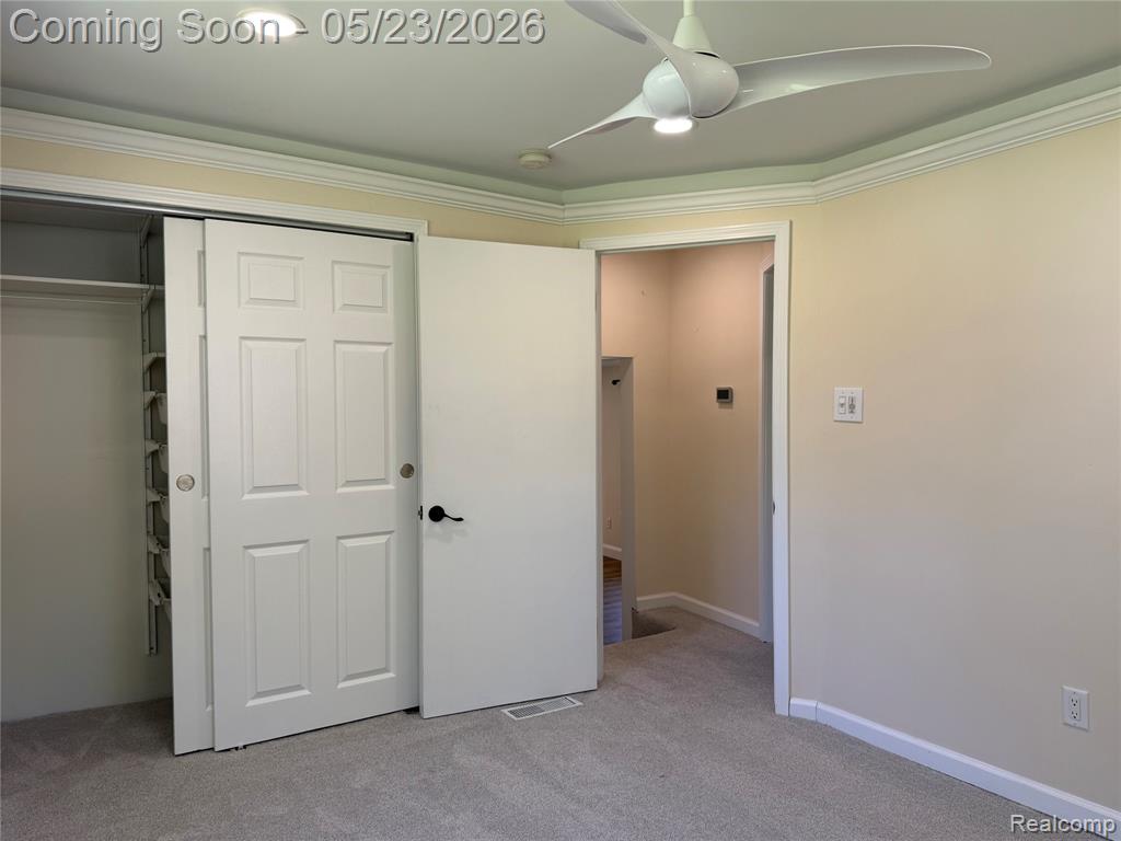 896 Grace Avenue, Rochester Hills, MI 48307 — Photo 17