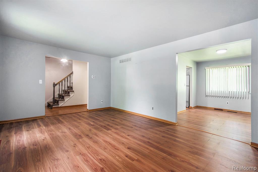 1817 Hamlet, Ypsilanti, MI 48198 — Photo 5