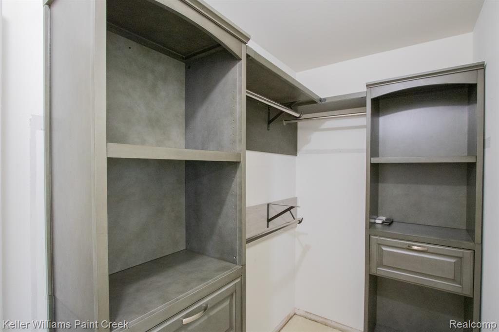 4831 Homestead Drive, Sterling Heights, MI 48314 — Photo 36
