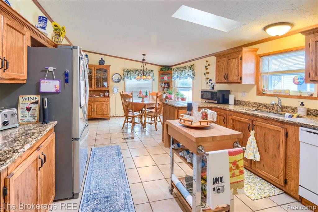 11 Crane Lake Drive, Linden, MI 48451 — Photo 23