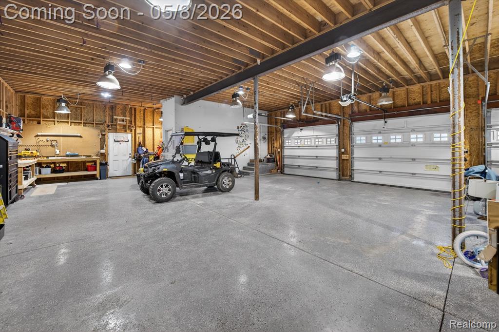 7156 Manor Lane, Fowlerville, MI 48836 — Photo 47