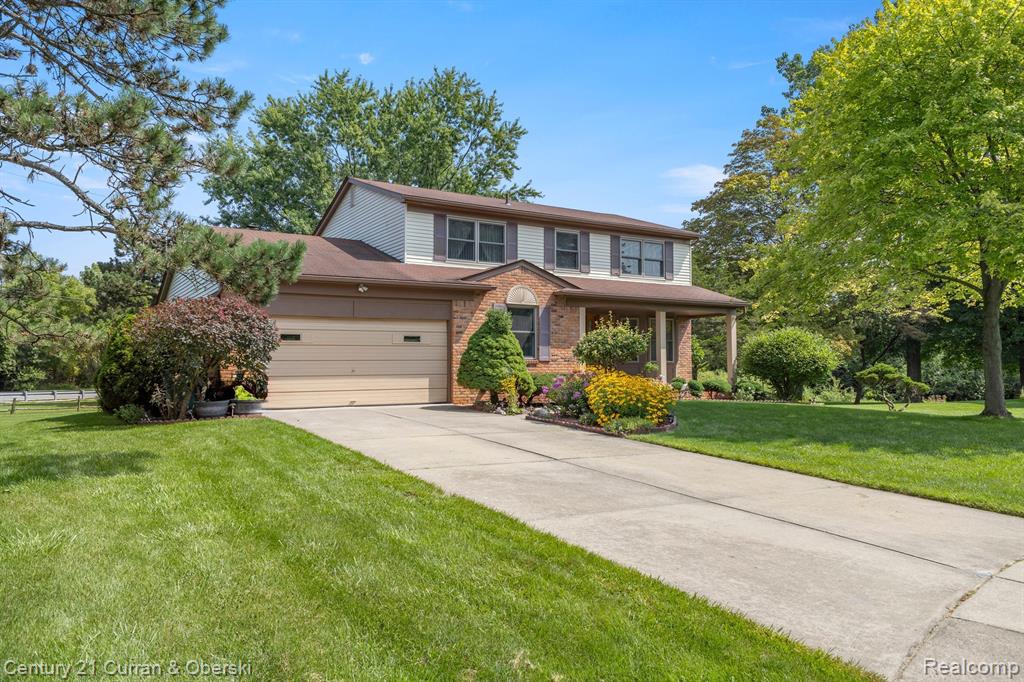 6970 FOREST PARK, Troy, MI 48098 — Photo 2