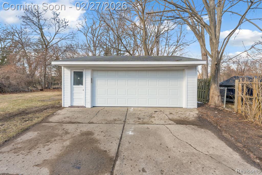 29760 Hoy Street, Livonia, MI, 48154