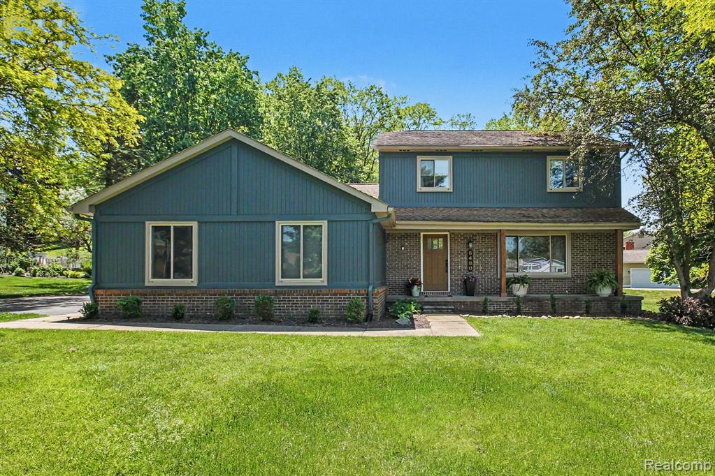 6480 Grand Circle Drive, Brighton, MI 48116 — front exterior