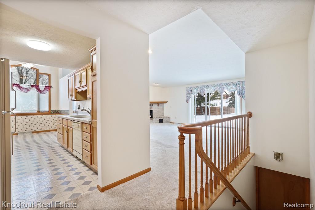 53 Pine Grove Drive, Frankenmuth, MI 48734 — Photo 7