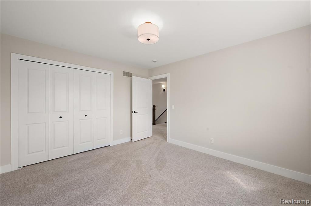 50999 Mistwood Drive, Macomb, MI 48042 — Photo 48