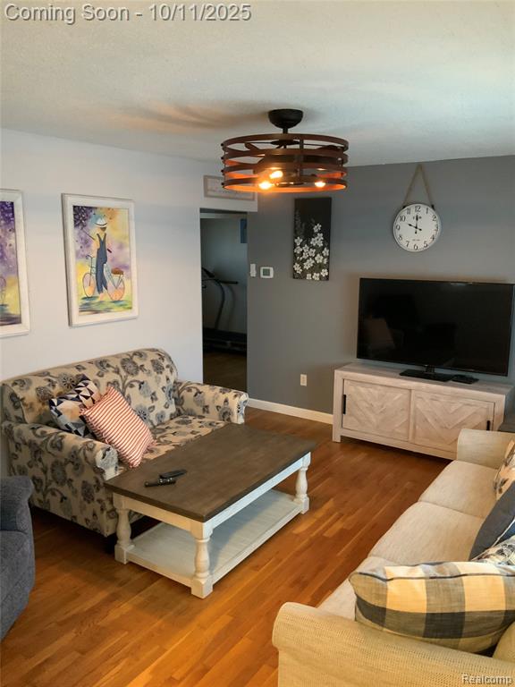 9130 E Bassett Court, Livonia, MI 48150 — Photo 21