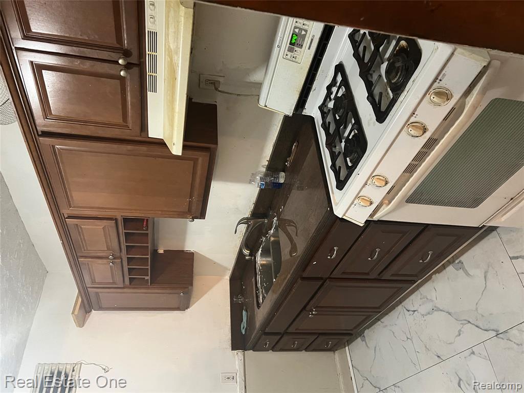8607 Northlawn Street, Detroit, MI 48204 — Photo 10