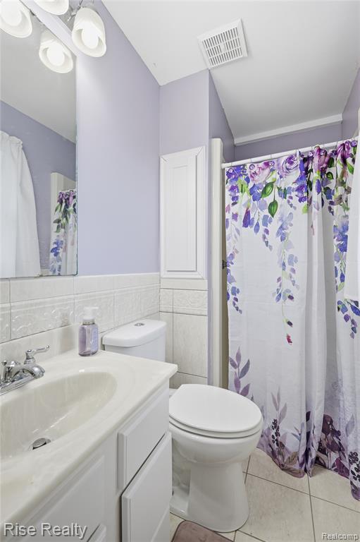 3436 Creekwood Drive, Saginaw, MI 48601 — Photo 12