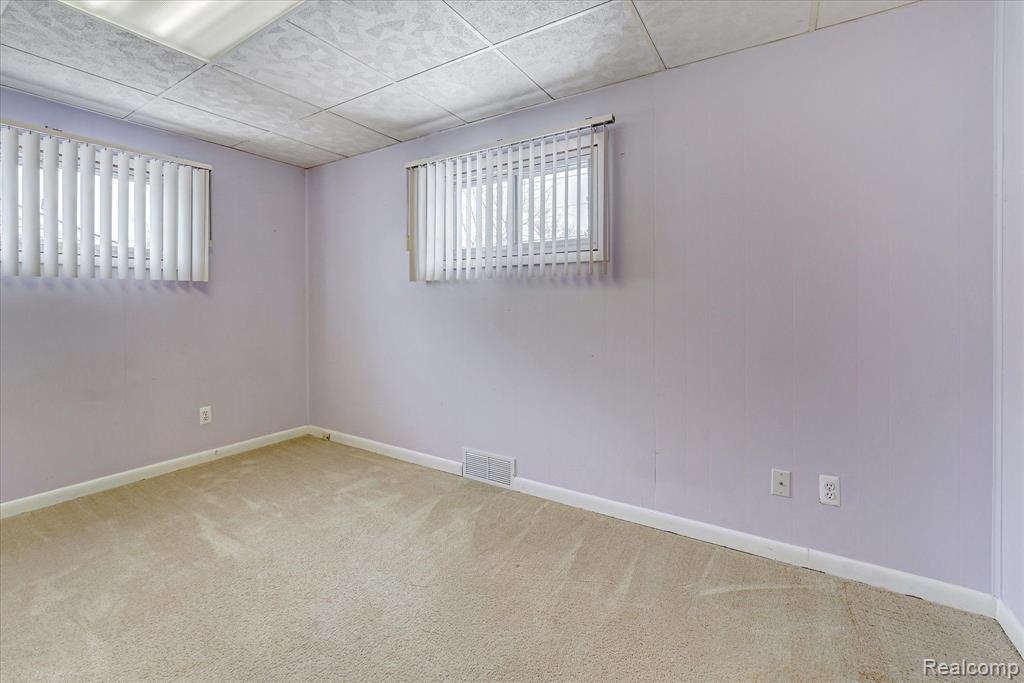 46630 HULING Street, Utica, MI 48317 — Photo 26
