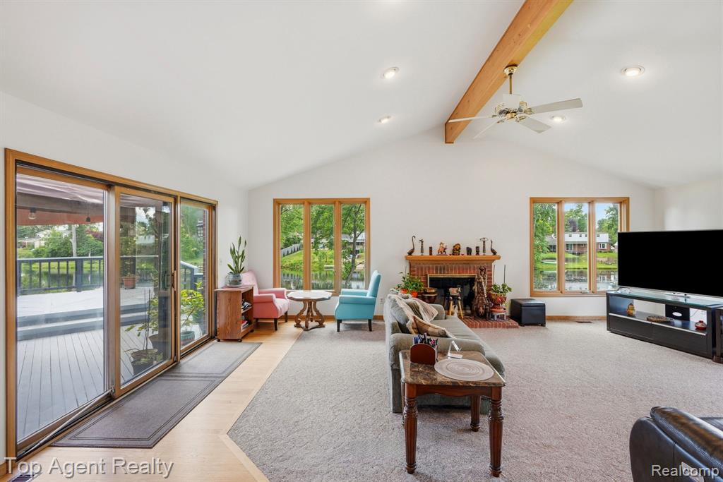 52825 Seven Oaks Drive, Utica, MI 48316 — Photo 12