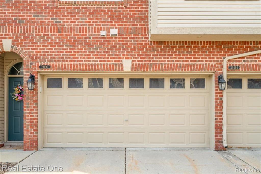 39492 ROCKCREST Lane, Northville, MI 48168 — Photo 37