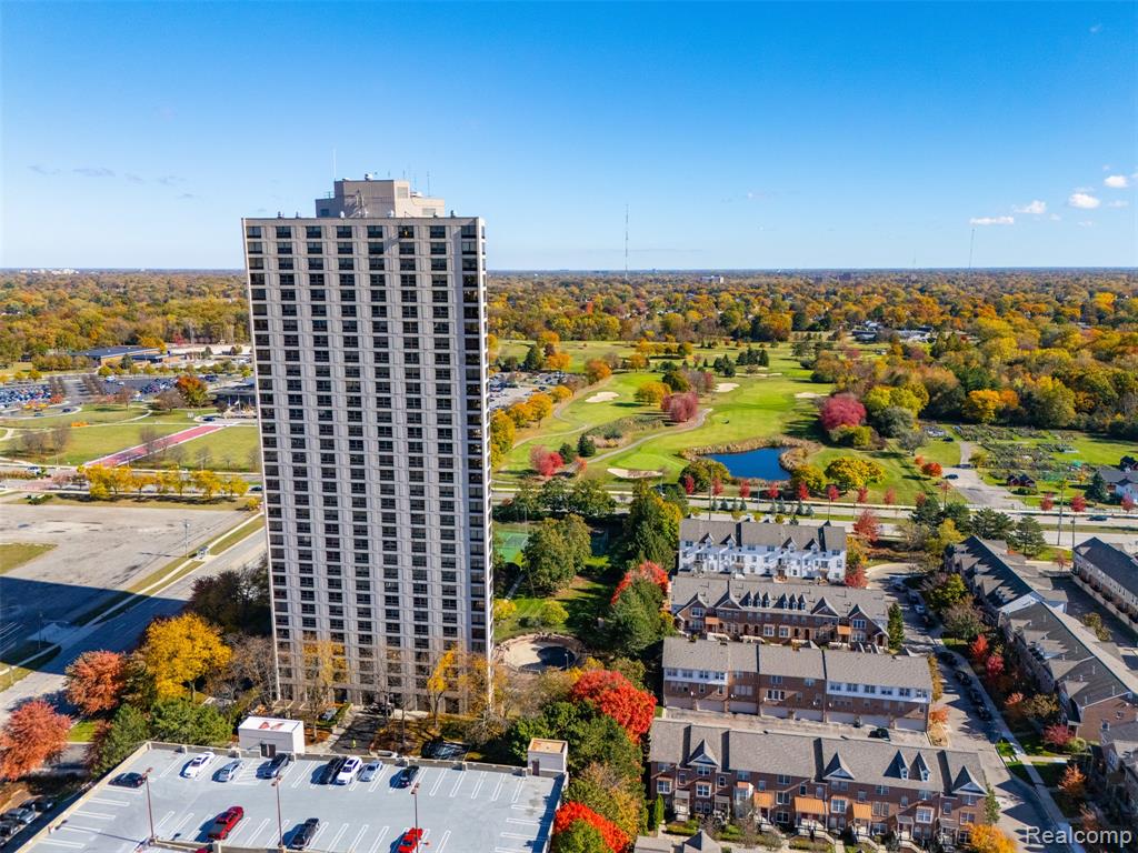 5000 Town Center Center, 306, Southfield, MI 48075 — Photo 26