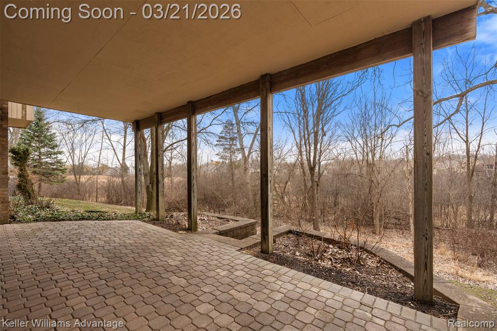4974 Countryside Drive, West Bloomfield, MI 48323 — Photo 47