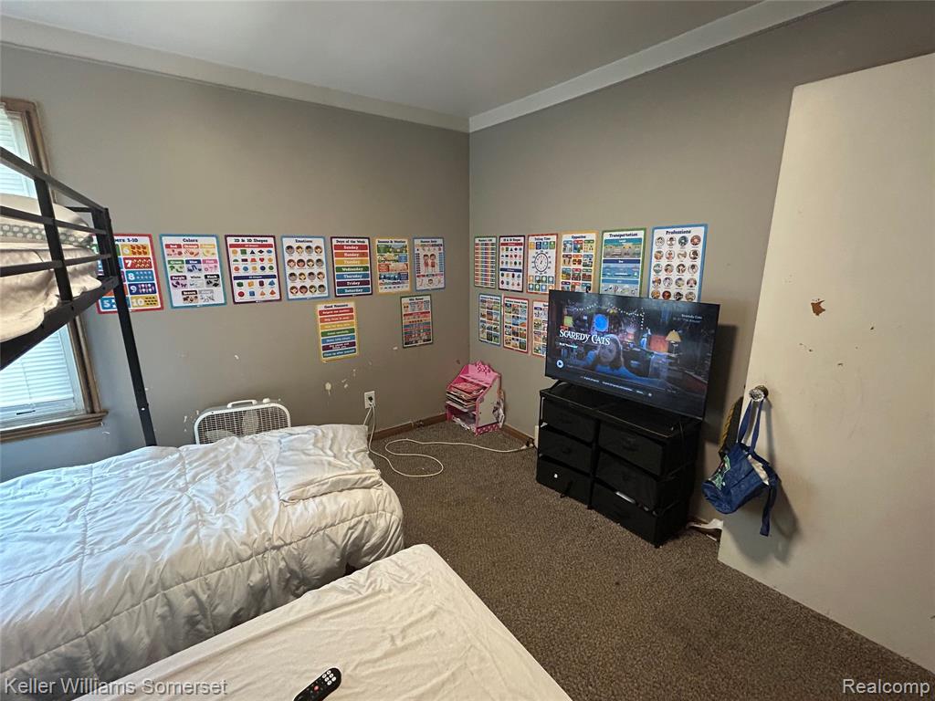 18573 Elkhart Street, Harper Woods, MI 48225 — Photo 29