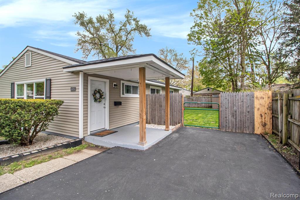 1635 S Harris Road, Ypsilanti, MI 48198 — Photo 3