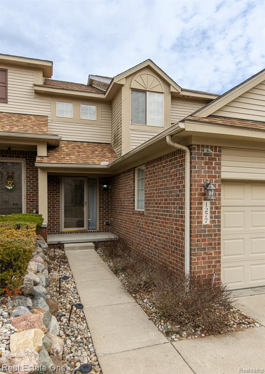 1277 Edelweiss Lane, Waterford, MI 48327 — Photo 2