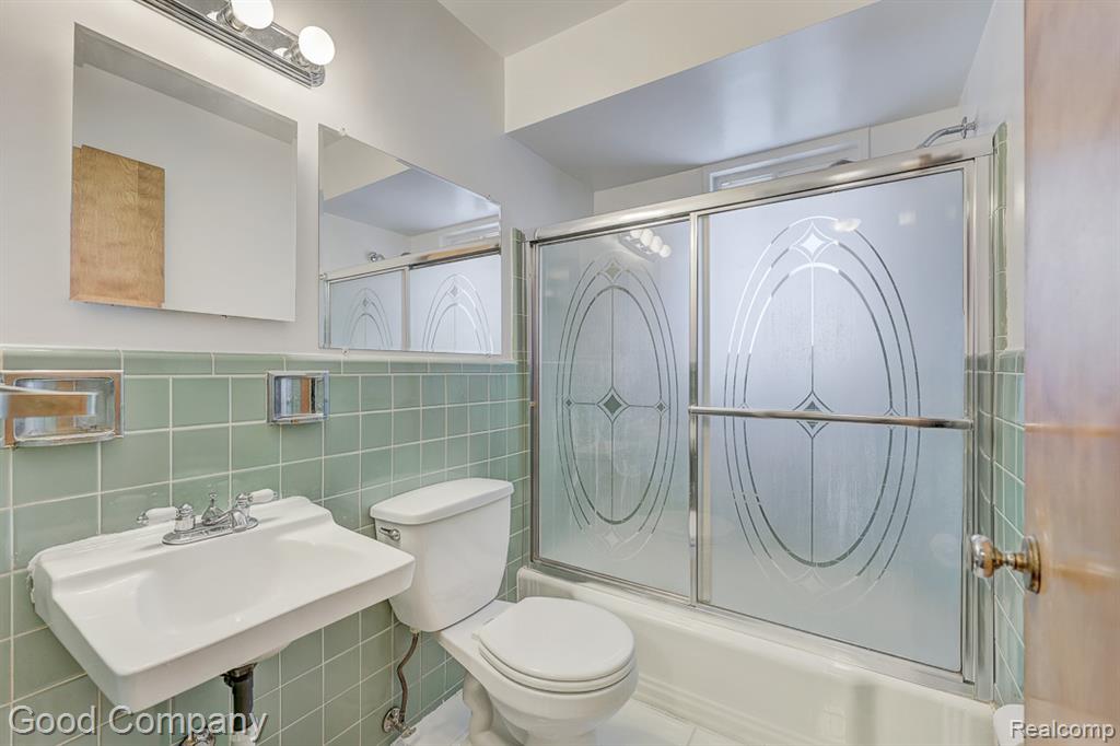 6958 Town Lane, Dearborn Heights, MI 48127 — Photo 22