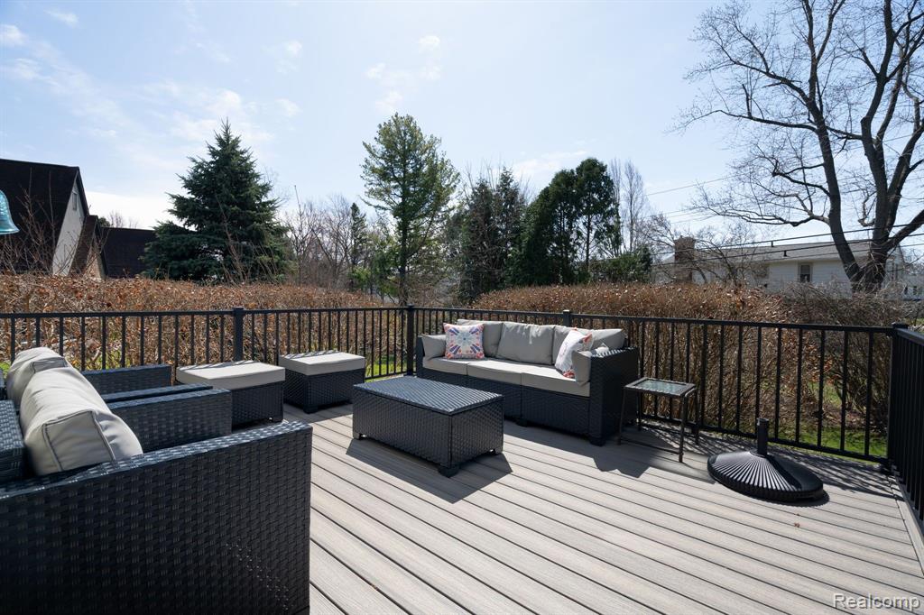 411 CHERRY TREE Lane, Rochester Hills, MI 48306 — Photo 50